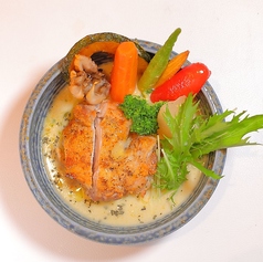 山口県産長州鶏と季節野菜のクリームパスタ柚子胡椒風味