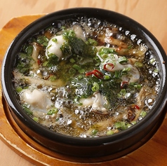 牡蠣と生海苔のアヒージョ（バケット付）
