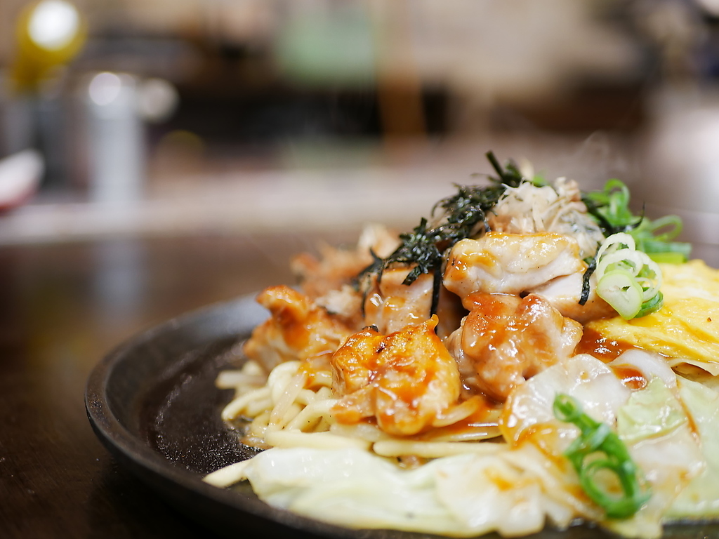 大人気！鶏塩ダレ焼きそば