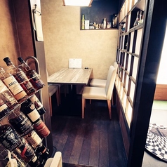 【4名様×1卓】1階に半個室がございます。ご家族やご友人同士、女子会などのちょっとしたお集まりにぴったり☆