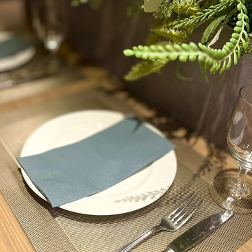 ALLY's Banquet SAKAE アリーズバンケット(ベストウェスタンプラス名古屋栄2F)の雰囲気1