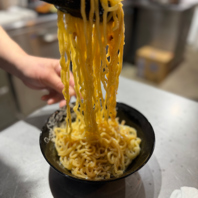 【自分好みにカスタマイズ可能】自慢の『まぜそば』