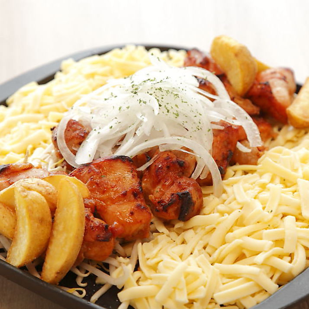 チーズと旨辛チキンの相性◎話題の「チーズタッカルビ」は単品でもコースでもご堪能いただけます！