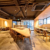 マグロとご飯 黒田飯 博多店の雰囲気3