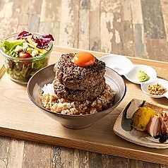 のっけ月見バーグ丼(150g)