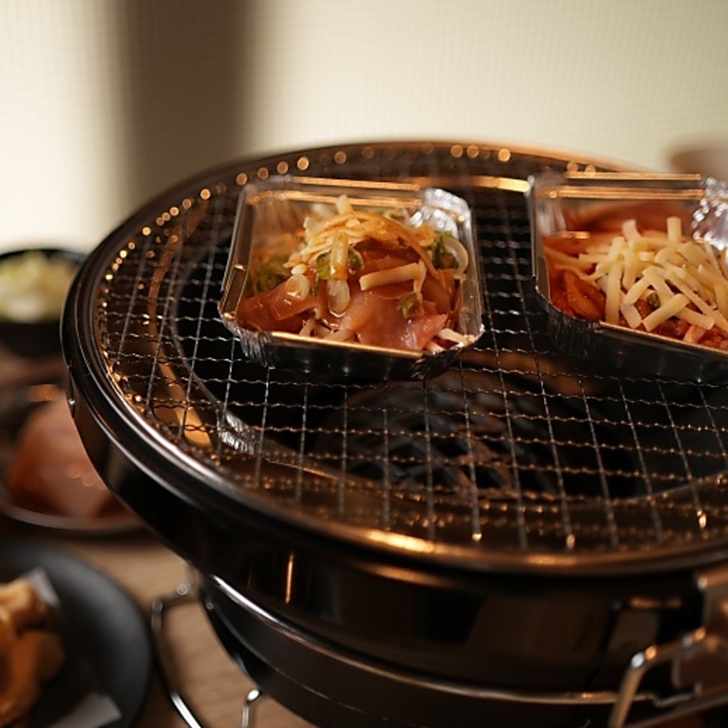 お肉はこだわりの七輪で♪アツアツの炭火焼肉をお楽しみください★