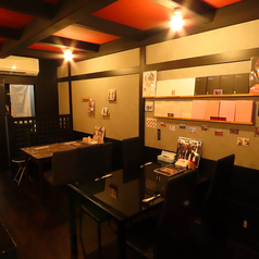 2名様～６名様までご利用可能なテーブル席です。本場の韓国料理をお楽しみください！