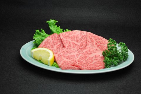 こだわりの神戸牛をすみからすみまで堪能！肉好きが通う、最高の焼肉屋。
