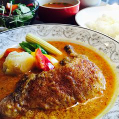 お肉のボリュームが嬉しい♪インド風レッグチキンカレー