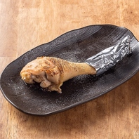 炭火で旨味を凝縮！名物かご焼と海鮮炉端♪