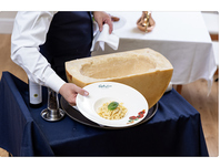 食卓に知性と感性を宿すイタリアンが、日本初上陸