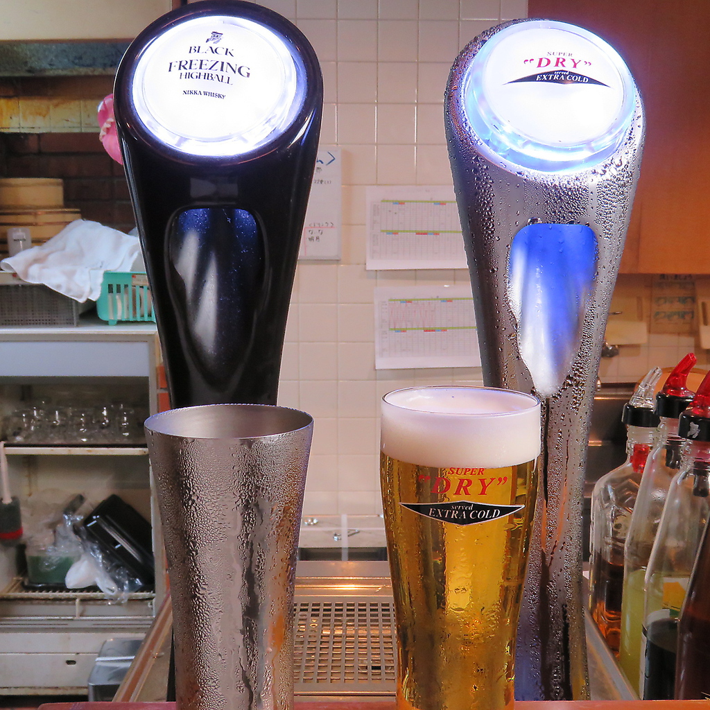 キンキンに冷えたフリージングハイボールや生ビールを用意しております！