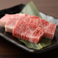 百二十余年、磨き続けた肉の目利き。