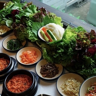 セットメニューには、バリエーション豊富な一品付きです