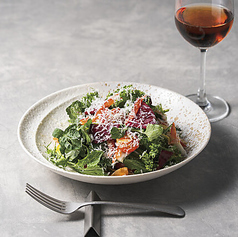 東京契約農家野菜の彩りサラダ　