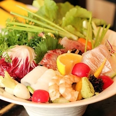 NAGISA盛　新鮮鮮魚刺身と有機野菜の盛り合わせ