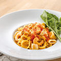 料理メニュー写真&nbsp;ヤリイカととびこのイセエビソースパスタ