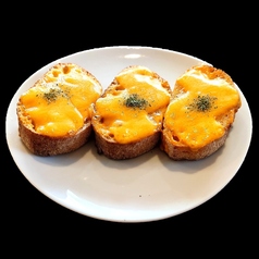 チェダーパーネ