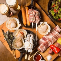 厳選した肉と新鮮な帆立やイカも一緒にバーベキュー♪
