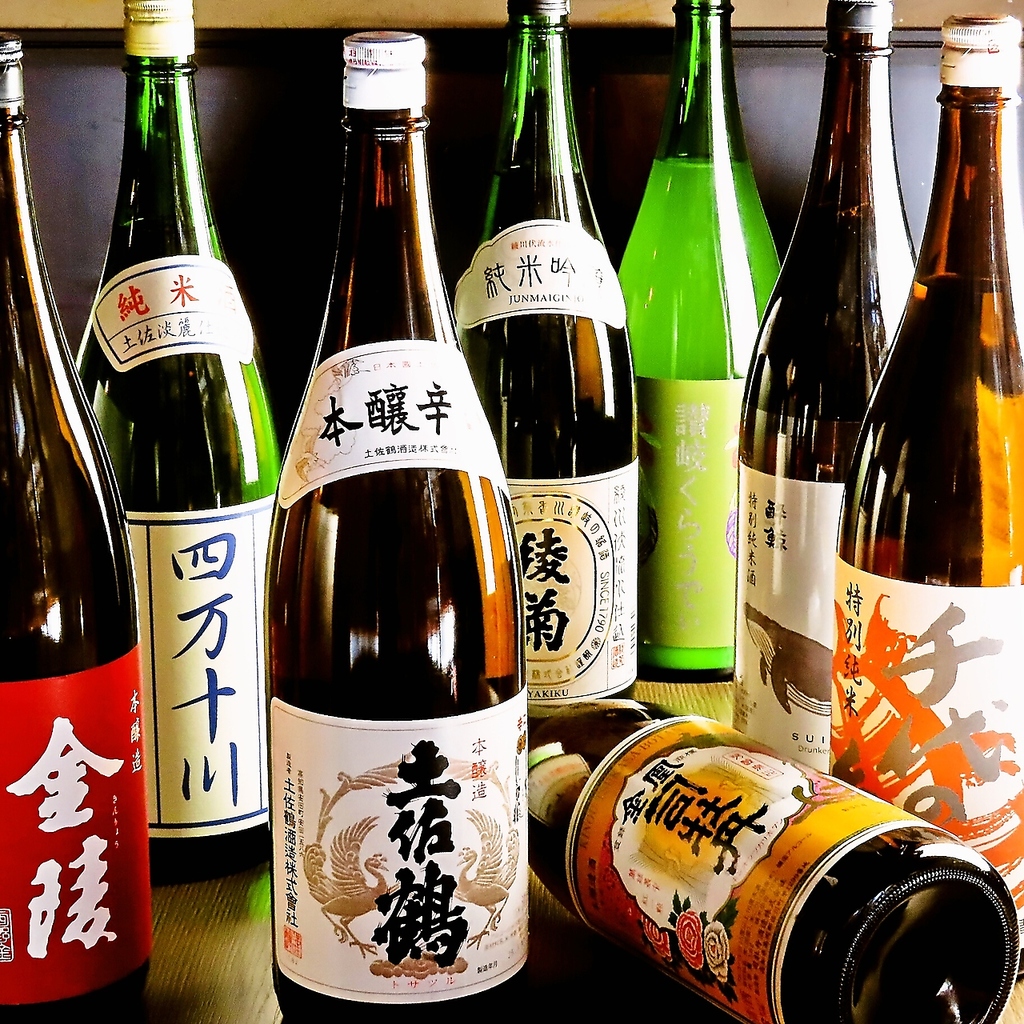 『司牡丹』・『酔鯨』・『土佐鶴』、『綾菊』・『讃岐くらうでぃ』など四国の銘酒を取り揃えています