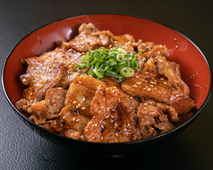 イベリコ豚カルビ丼