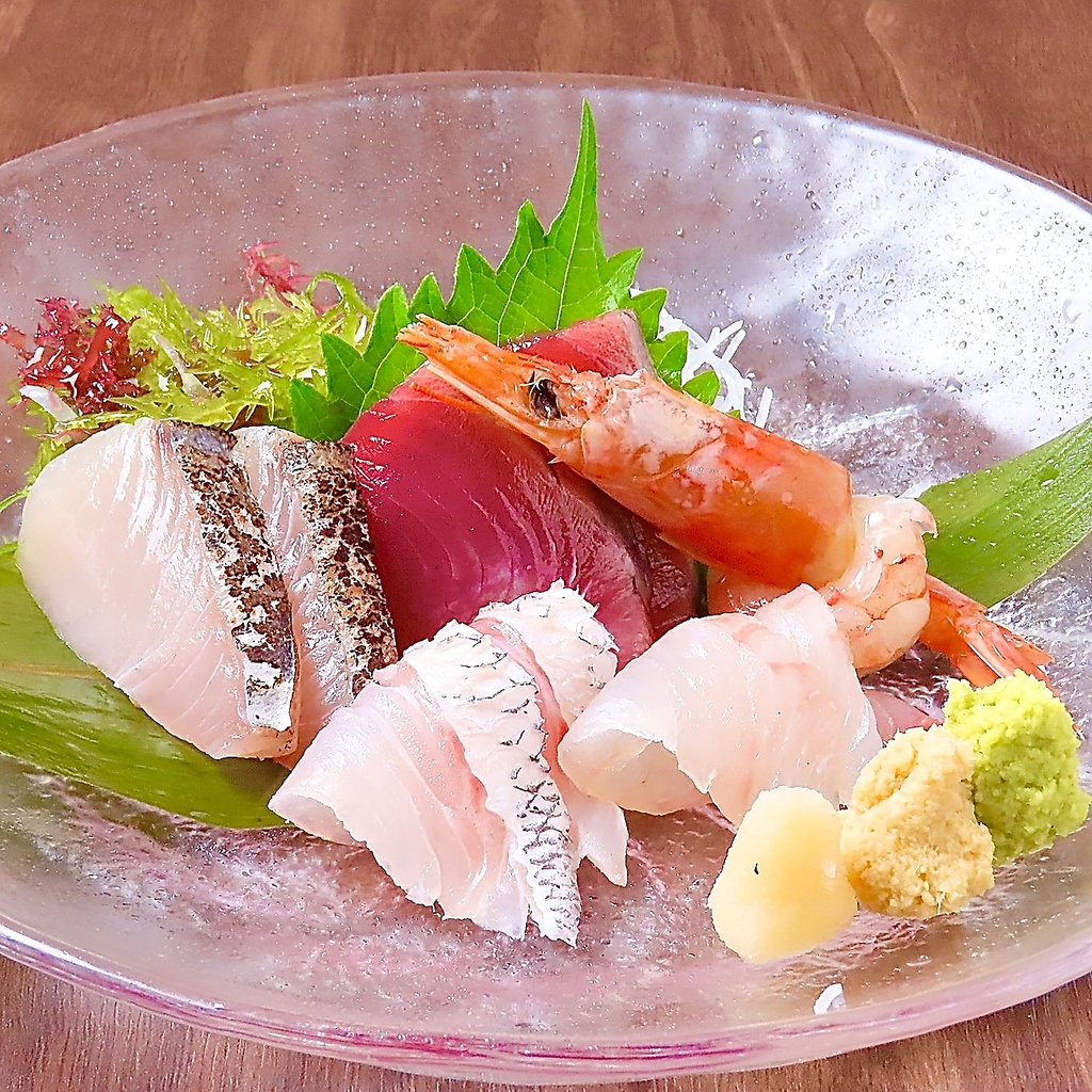 日本酒との相性も抜群◎目で愉しみ、舌で味わう、〇いけ自慢の新鮮魚介を是非お召し上がりください☆