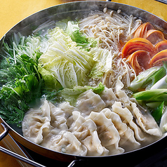 全席個室居酒屋 博多もつ鍋・餃子・野菜巻き 食べ飲み放題 桃太郎 吉祥寺店の写真2