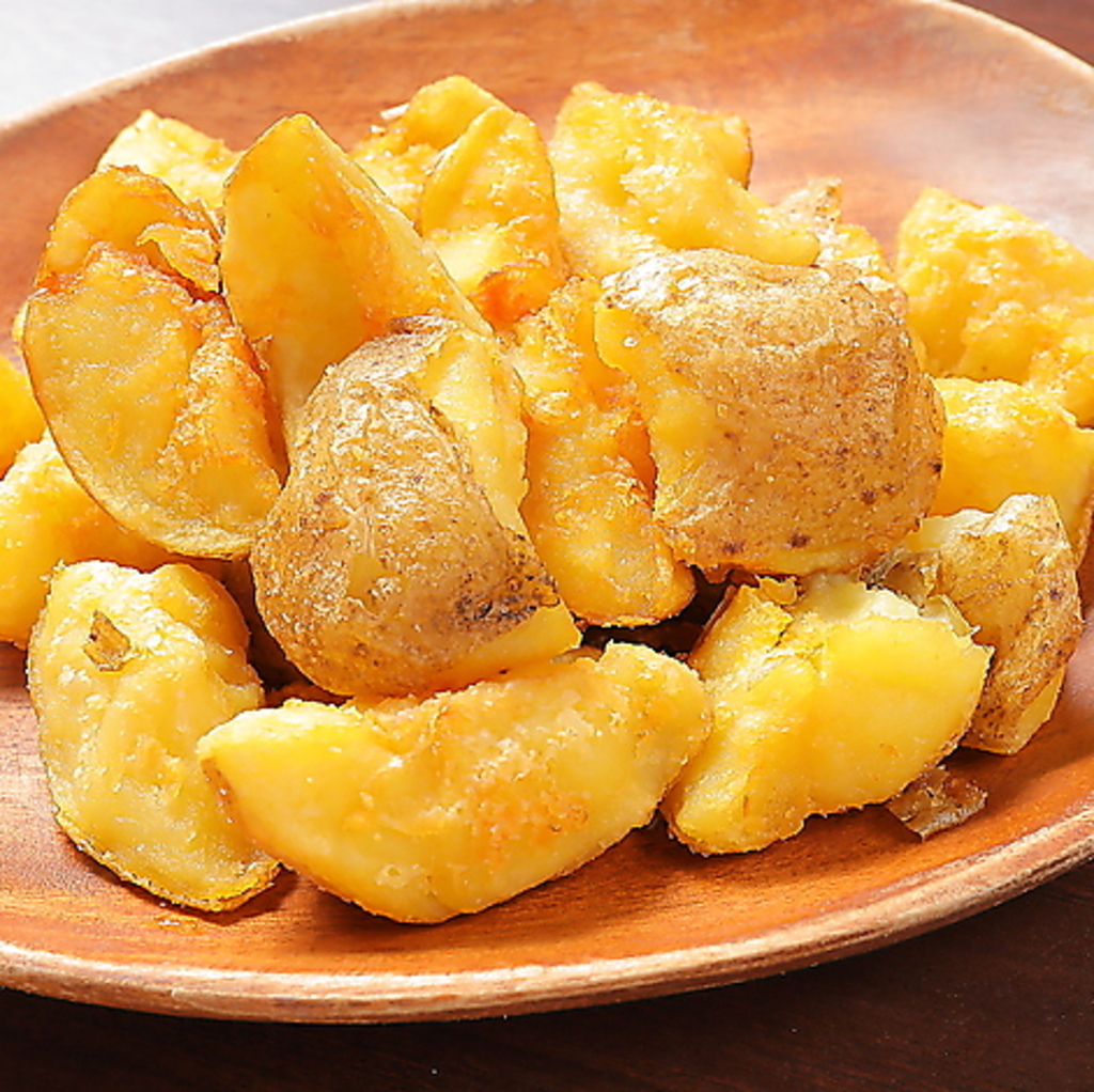 看板メニューの「ぽてとのポテトフライ」1皿プレゼントクーポンも是非ご利用ください◎