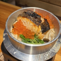 鮭イクラ釜飯