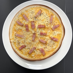 カルボナーラピザ