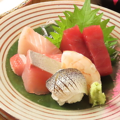 刺身盛合せ