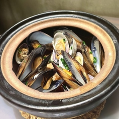 浅利とムール貝の土鍋ご飯 (1合）