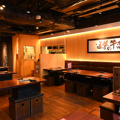 フジテレビ「ぽかぽか」で毎週水曜日のお肉を担当！TBSテレビドラマ 『王様に捧ぐ薬指』・朝日放送テレビドラマ 『何曜日に生まれたの』でも使用された焼肉店！※1階フロア(最大50名)の写真です