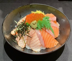 サーモンいくら丼