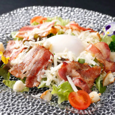 自家製ベーコンシーザーサラダ