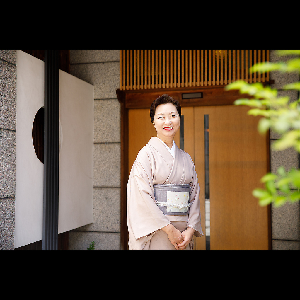 60年以上の歴史を持つ正弁丹吾の女将