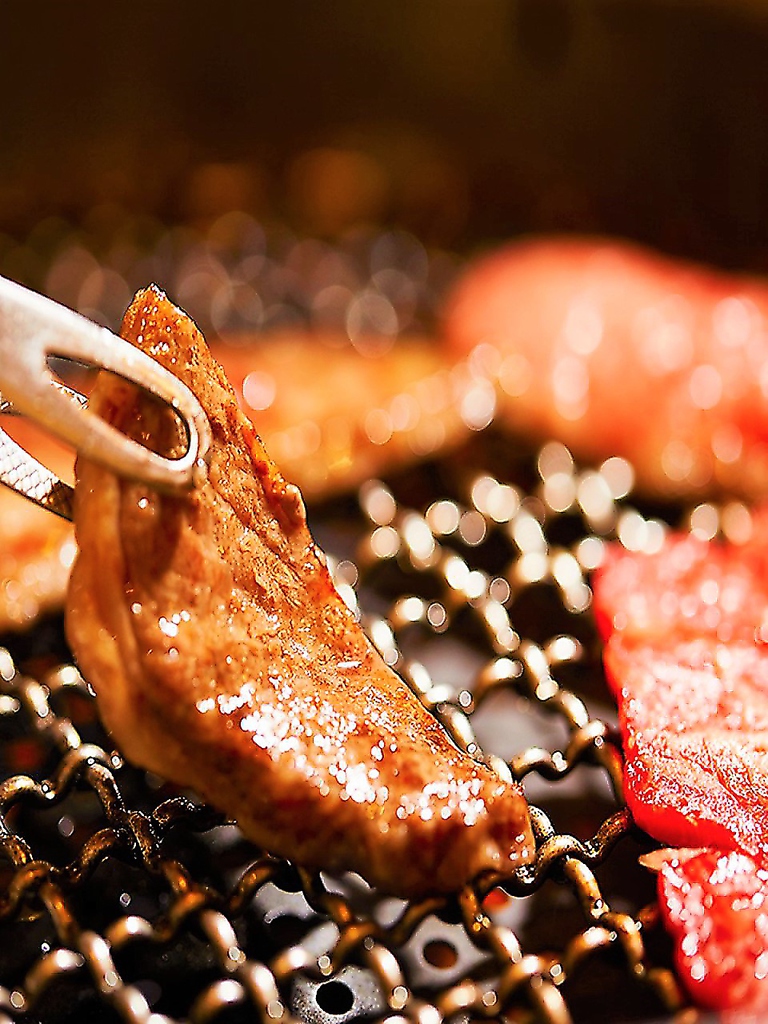 牛太は食肉卸直営だから上質なお肉が低価格で堪能できる！常連さんは単品注文を好む方も多い