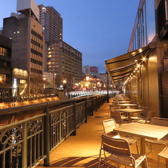 納屋橋ビアガーデン RIVERSIDEフードテラス リバーサイドフードテラスの雰囲気1