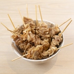 【串焼き】博多とりかわや博多巻き串など、串焼きメニューもご用意♪博多巻き串はコースでも◎