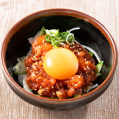 数量限定　海鮮ユッケ