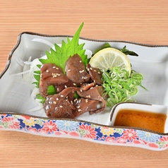 鶏レバ刺し