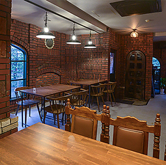 Trattoria Agattarina トラットリア アガッタリーナ 高槻店の雰囲気2