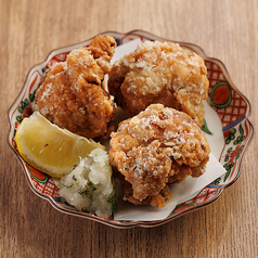 溢れるジューシー肉汁!!肥後赤鶏の唐揚げ