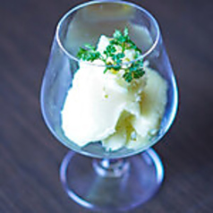 柚子シャーベットと季節のアイス