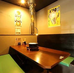 ホルモン焼肉酒場 あきらの雰囲気2