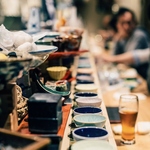 会社帰りや友達同士、お家族連れにも人気のお店！お席のご予約がオススメです♪