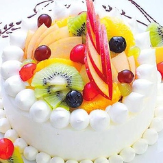 【誕生日・記念日に★】4名様以上でホールケーキ無料（バースデーコース限定）の写真