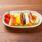 地元の新鮮野菜を使った料理も多数ございます。