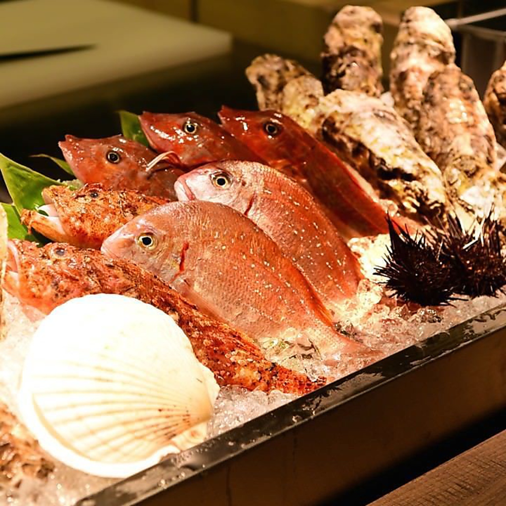 新鮮かつ元気のよい極上の食材を、よりおいしくしてご提供。それが私たち料理人のモットーです！