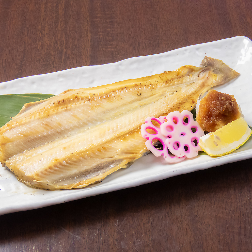 スピードメニューや一品料理、焼き物や揚げ物、お刺身、ご飯など多彩なお料理をご用意しております♪